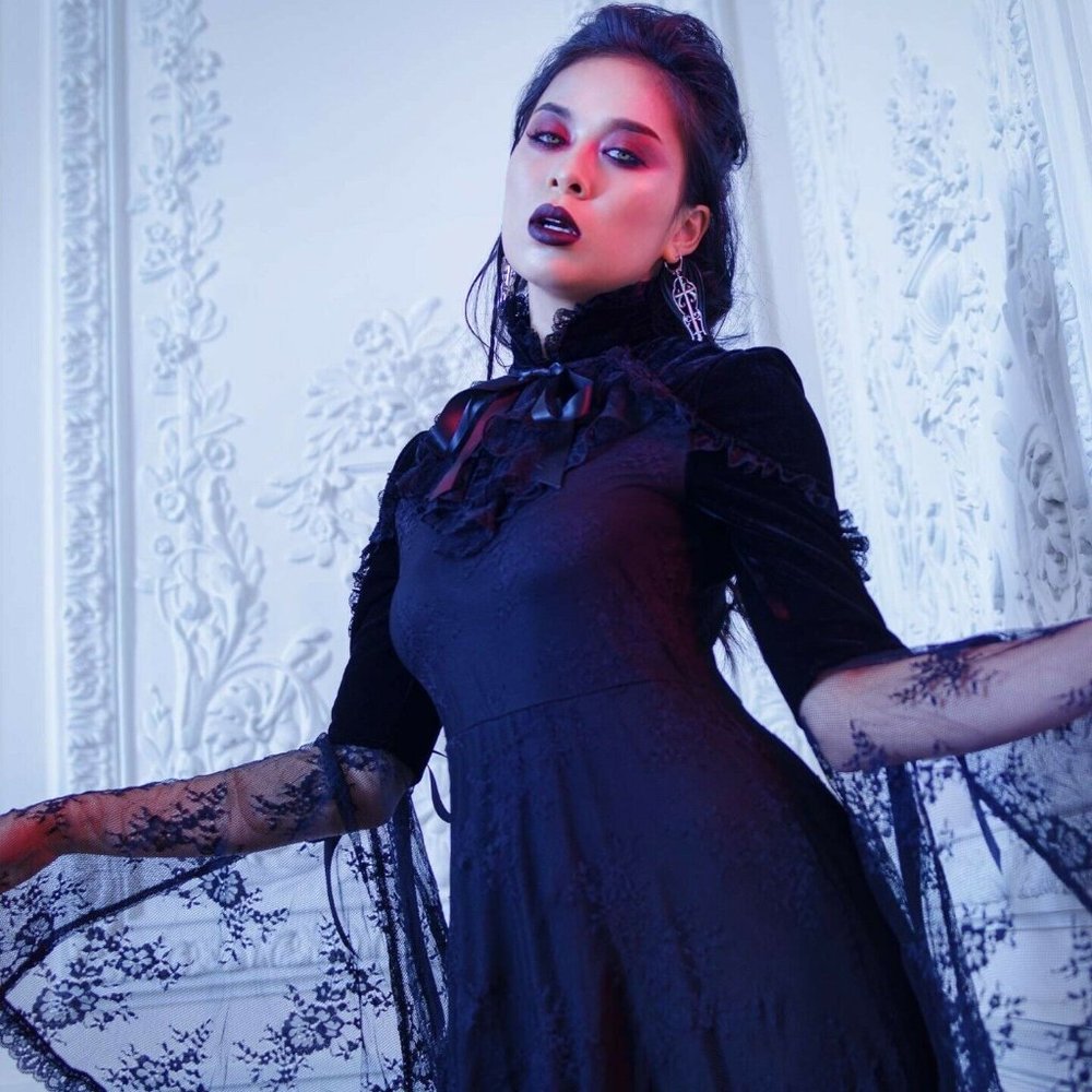 KILLSTAR Countess maxi dress NWT Size Small - Picture 3 of 4